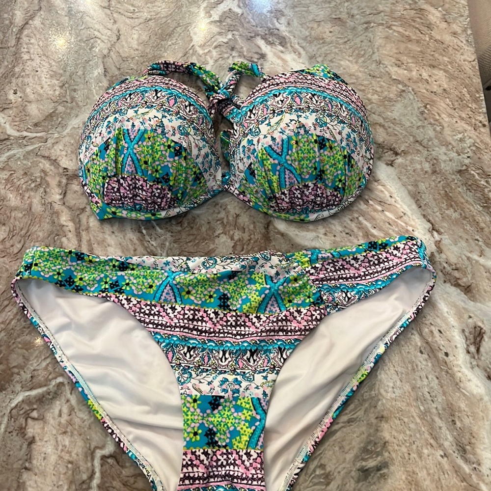 COPY - Bombshell bikini